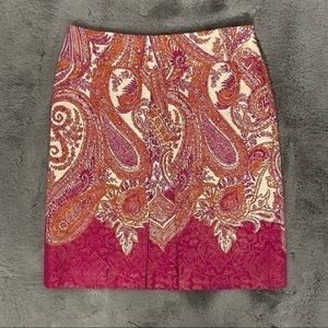 Ann Taylor Lined Skirt Size 4    Shell 36% cotton 23% metalic 21% rayon 20% silk